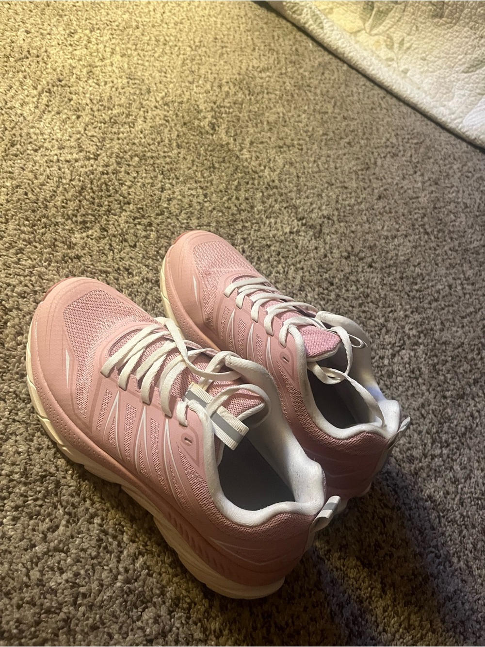 Women’s Pink Athletic Sneakers with Cushioned Support